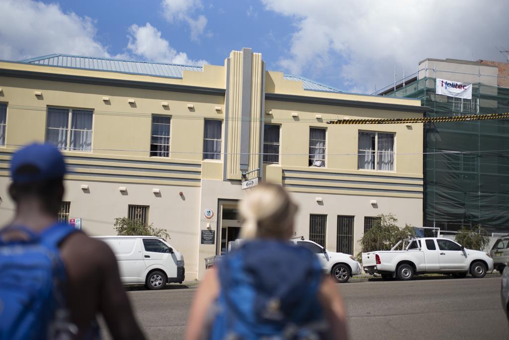 Bondi Beachside Inn Yha Sydney Exterior photo